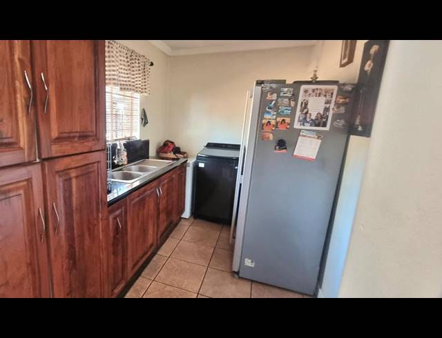 3 BEDROOM HOUSE FOR SALE IN WIERDA PARK